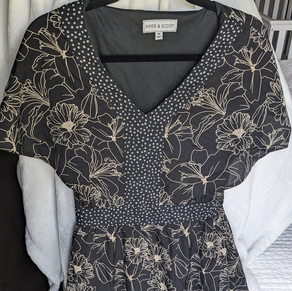 Piper & Scoot Floral Maxi Dress-- M, black floral print